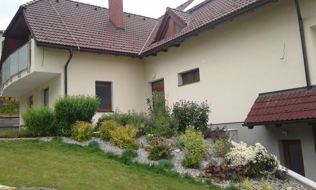 Penzion Emilia Ружомберок Екстериор снимка